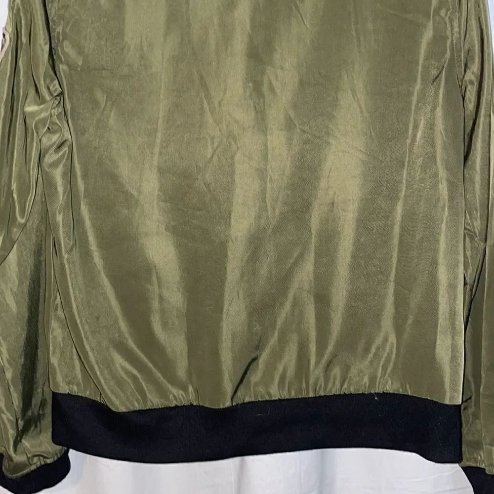 Cool green jacket  - Picture 8 of 12